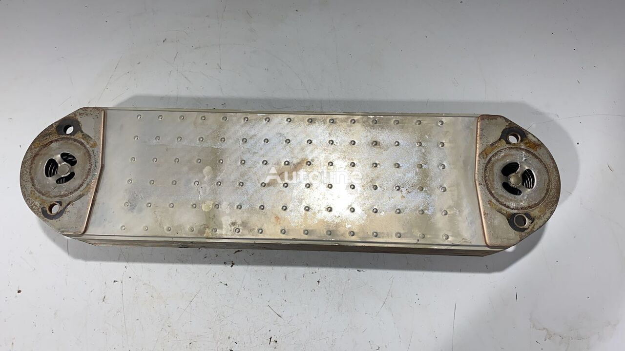 Volvo 20700516 engine oil cooler for Volvo truck for sale Portugal