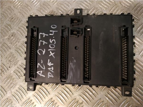 Caja Fusibles/Rele DAF XF 105 FAS 105.460, FAR 105.460, FAN 105. 1674870 fuse block for DAF XF 105 FAS 105.460, FAR 105.460, FAN 105.460 truck tractor