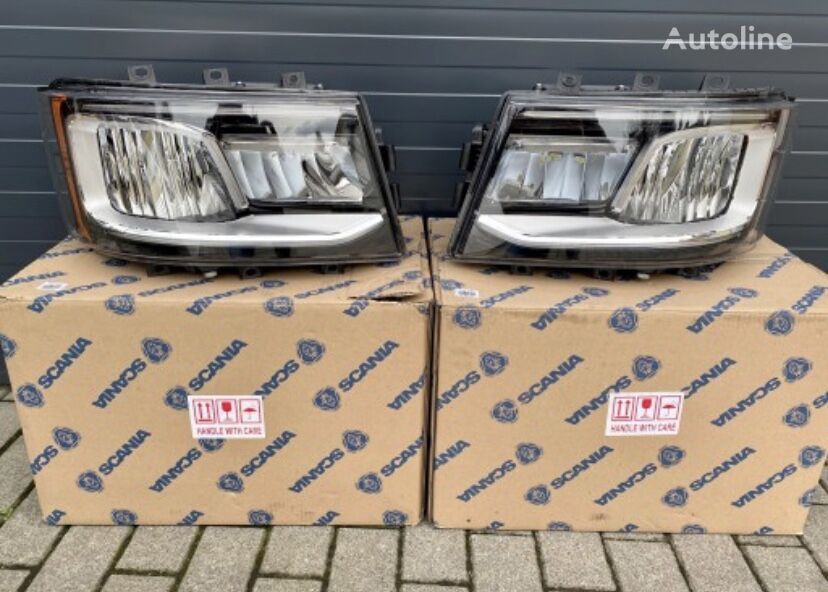 Scania headlight for truck tractor