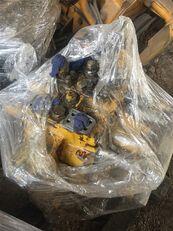 USED KOMATSU PC200-5 PC210-5K PC220-5 PC240-5K EXCAVATOR VALVE C hydraulic distributor for KOMATSU PC 200-5 / PC 210-5K / PC 220-5 / PC 240-5K excavator