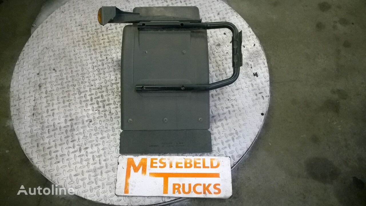 Renault 5010643237 mudguard for truck