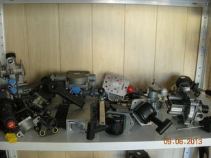 AE4162 AE4604 4721950317 9710021507 9710027007 pneumatic crane for truck