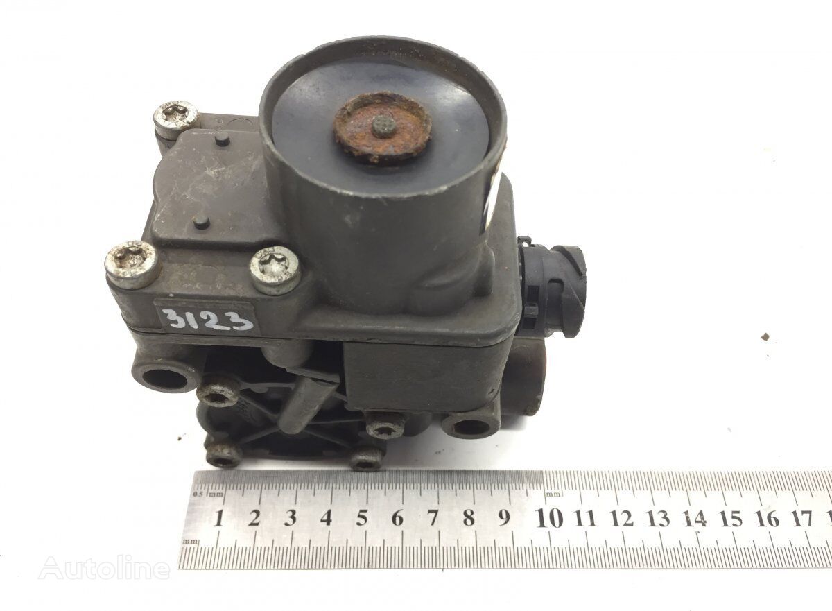 Knorr-Bremse 4-series 19.414 (01.94-) pneumatic valve for MAN 4-series, TGA (1999-2009) truck tractor