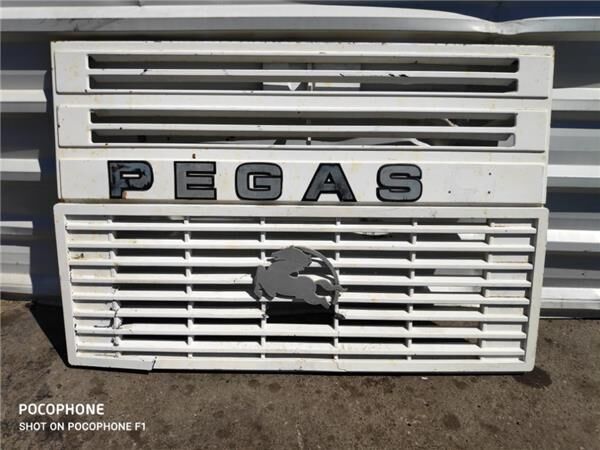 Calandra Pegaso 1236 radiator grille for PEGASO 1236 truck