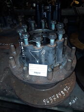 Mercedes-Benz 3561901 wheel hub for truck tractor