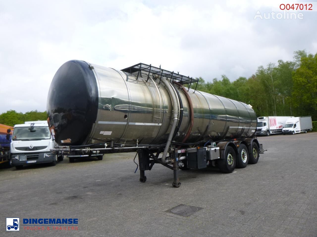 Tank Metalovouga Bitumen inox 32 m3 / 1 comp + pump bitumen tank trailer