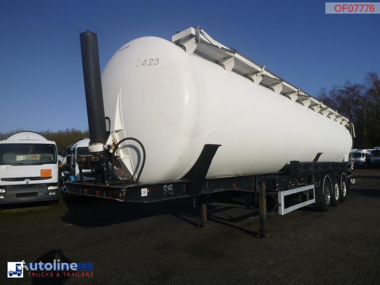 Feldbinder Powder tank alu 63 m3 (tipping) silo tank trailer