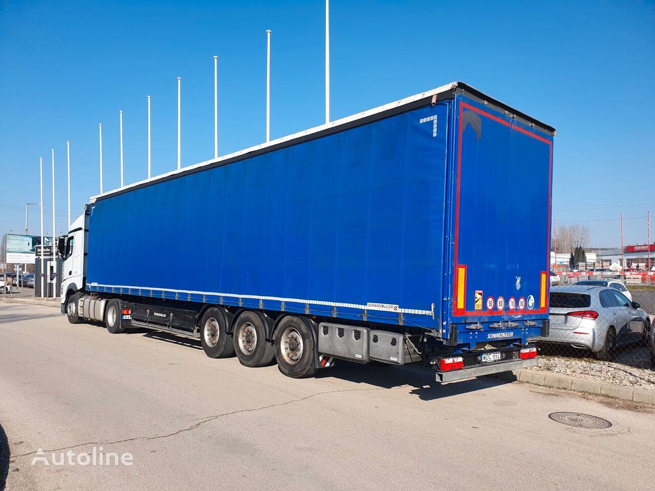 Schwarzmüller S 1 J tilt semi-trailer