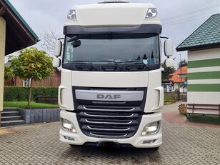 DAF XF 106 460 truck tractor