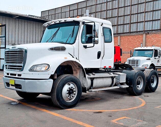 Freightliner M2 112 truck tractor for sale Peru Cercado de Lima, ZZ34292