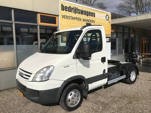 IVECO Daily 40C18 3.0 HPI Euro 4 BE-Trekker 8.7t truck tractor