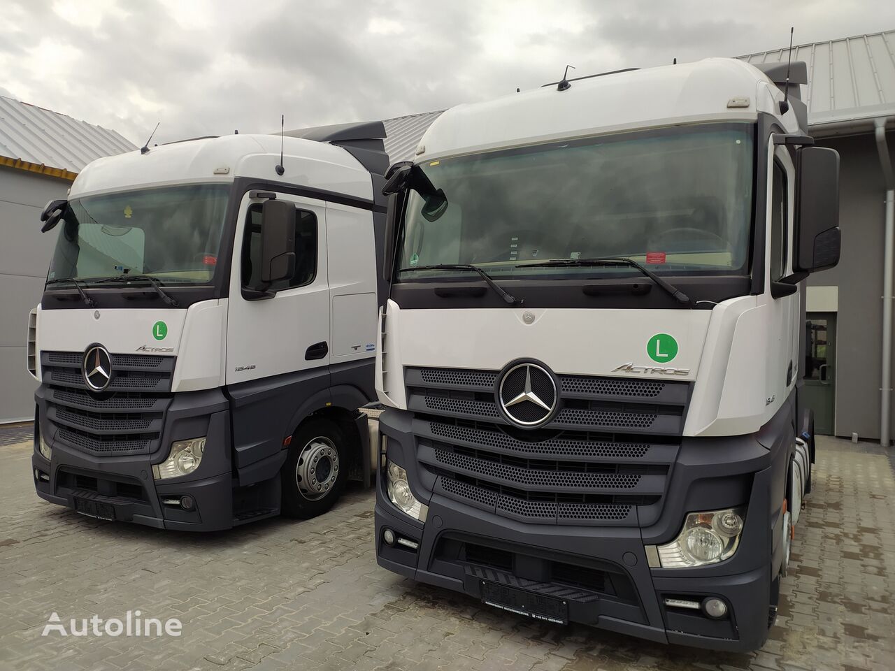 MERCEDES-BENZ Actros 1845 / two units /  truck tractor