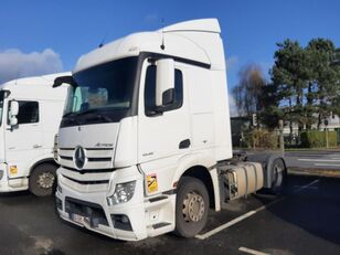 Mercedes-Benz Actros 1845 truck tractor