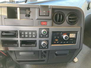 RENAULT T 11 460 SLEEPERCAB 4X2 COMFORT SELECTION truck tractor for sale image 17 RENAULT T 11 460 SLEEPERCAB 4X2 COMFORT SELECTION truck tractor image 17