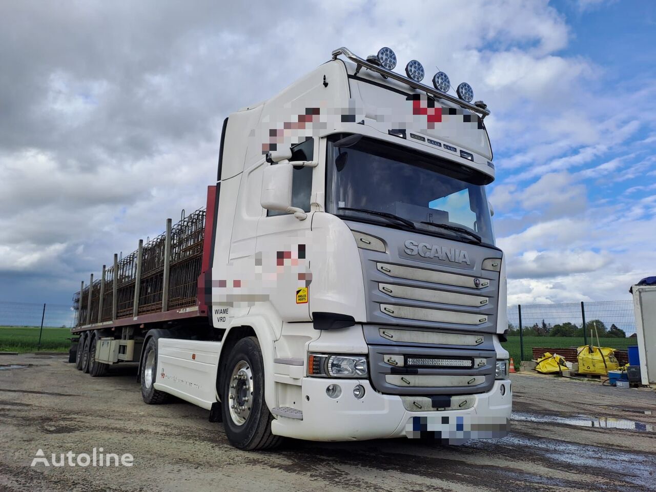 Scania R450 truck tractor