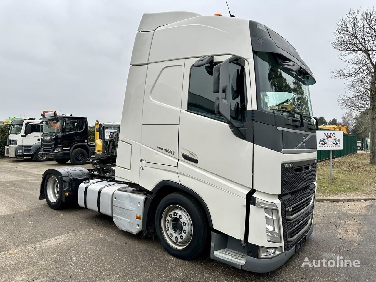 Volvo FH 460 MEGA LOWDECK - HEIGHT ADJUSTABLE FIFTH WHEEL - 295/60R22 ...