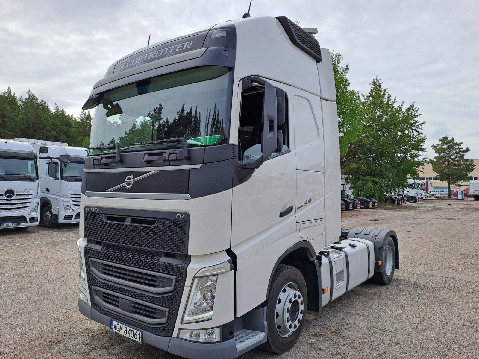 volvo-fh13-500-truck-tractor-for-sale-lithuania-vilnius-zu40329