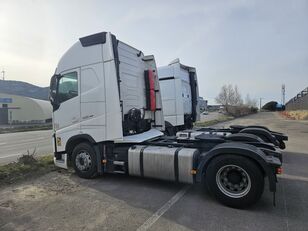 Volvo FH500 XL truck tractor