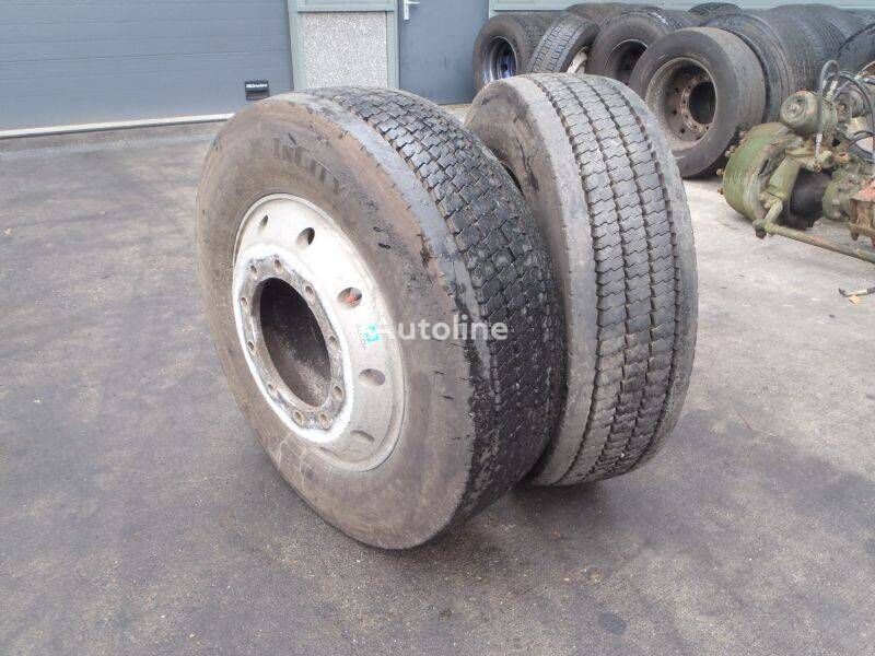 Michelin 275-70 R22.5 MICHELIN wheel